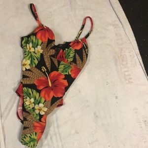 Beach Bay One-Piece Swimsuit